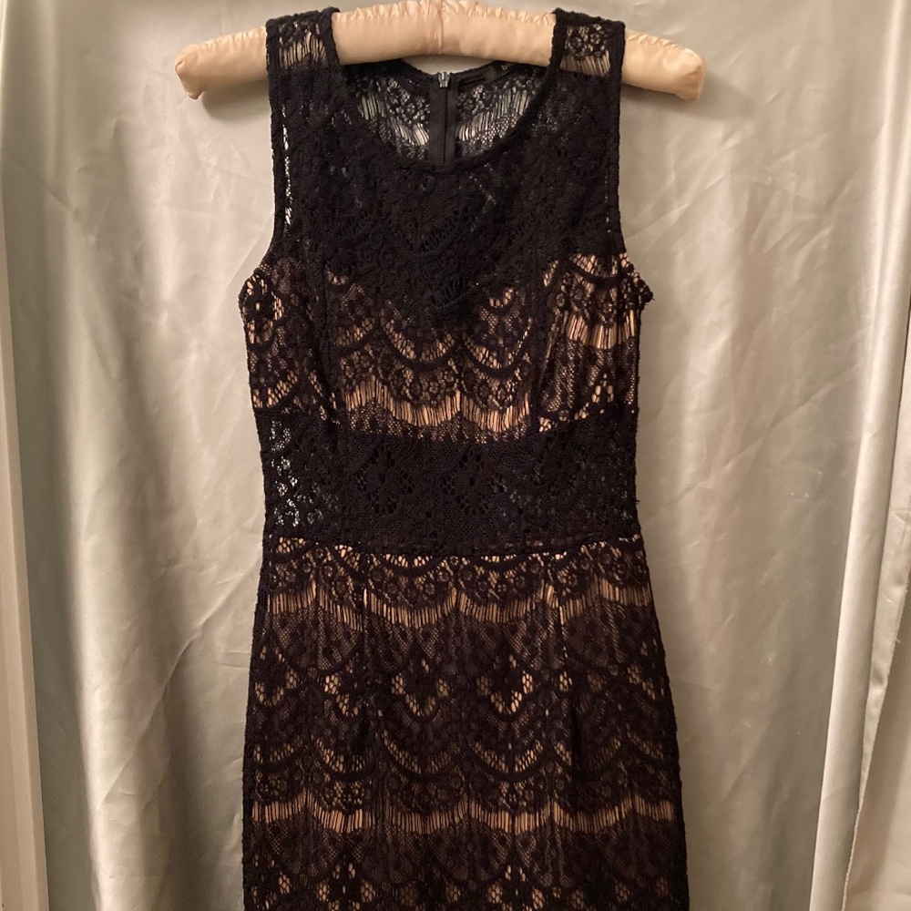 Blanc Black & Nude Lace Mini Dress Size S Fits Like XS or XXS Excellent Used Con